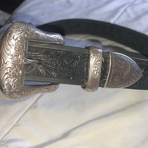 Black ARIAT belt, size 30 in mens.